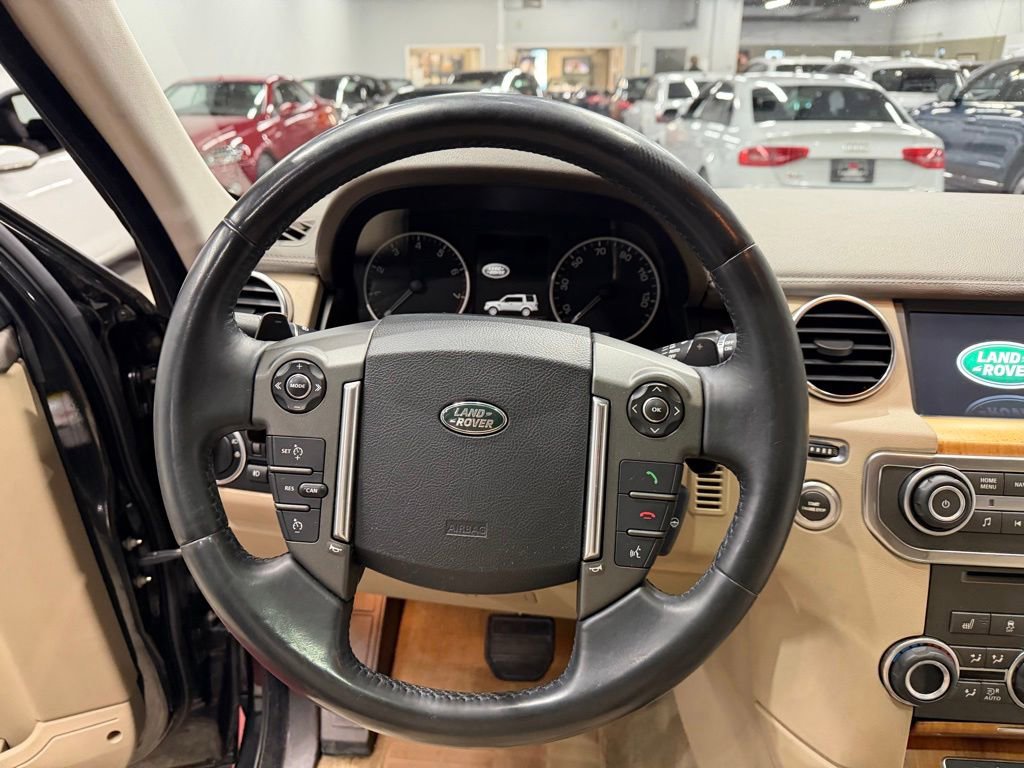 Used 2014 Land Rover LR4 HSE AWD/4WD image 44