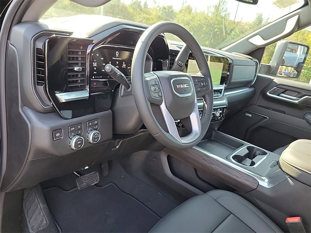 New 2026 GMC Sierra 2500 SLT w/ SLT Premium Package image 17