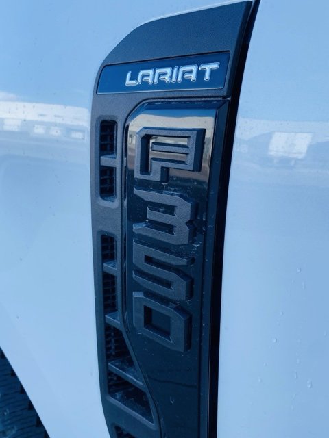 New 2026 Ford F350 Lariat w/ Black Appearance Package image 10