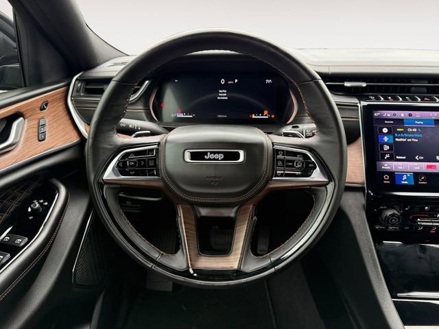 Used 2023 Jeep Grand Cherokee L Summit image 12