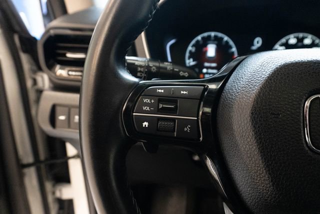 Certified 2023 Honda Pilot Touring image 23