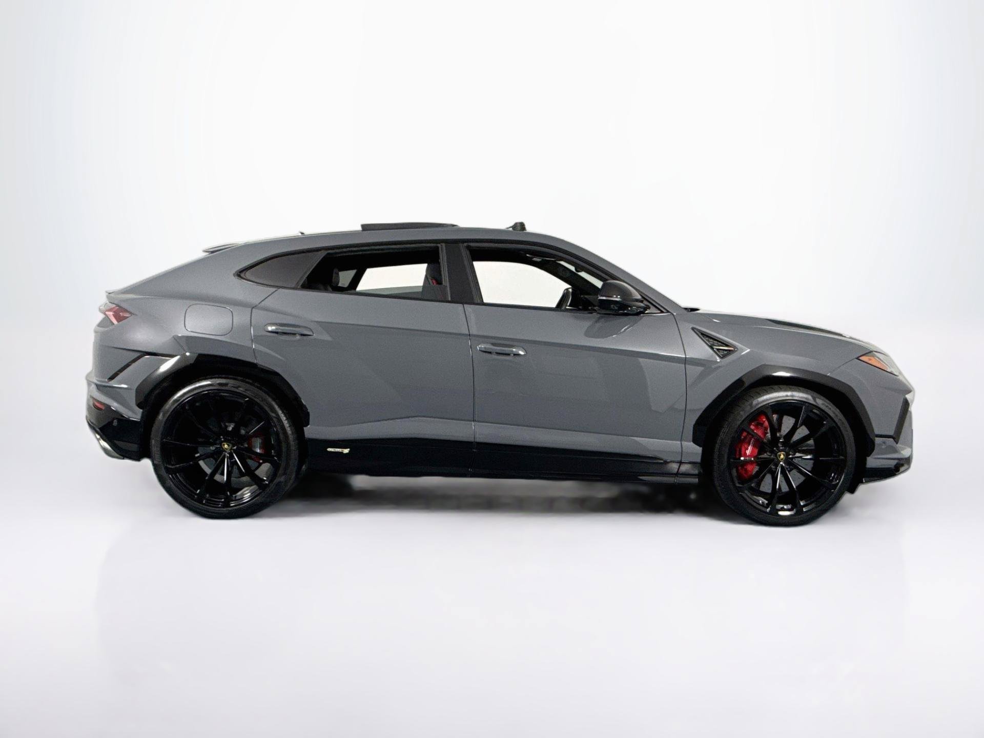 Used 2024 Lamborghini Urus S AWD/4WD image 4