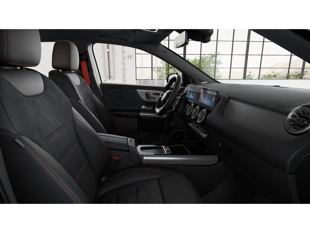 New 2026 Mercedes-Benz GLA 35 AMG 4MATIC image 4