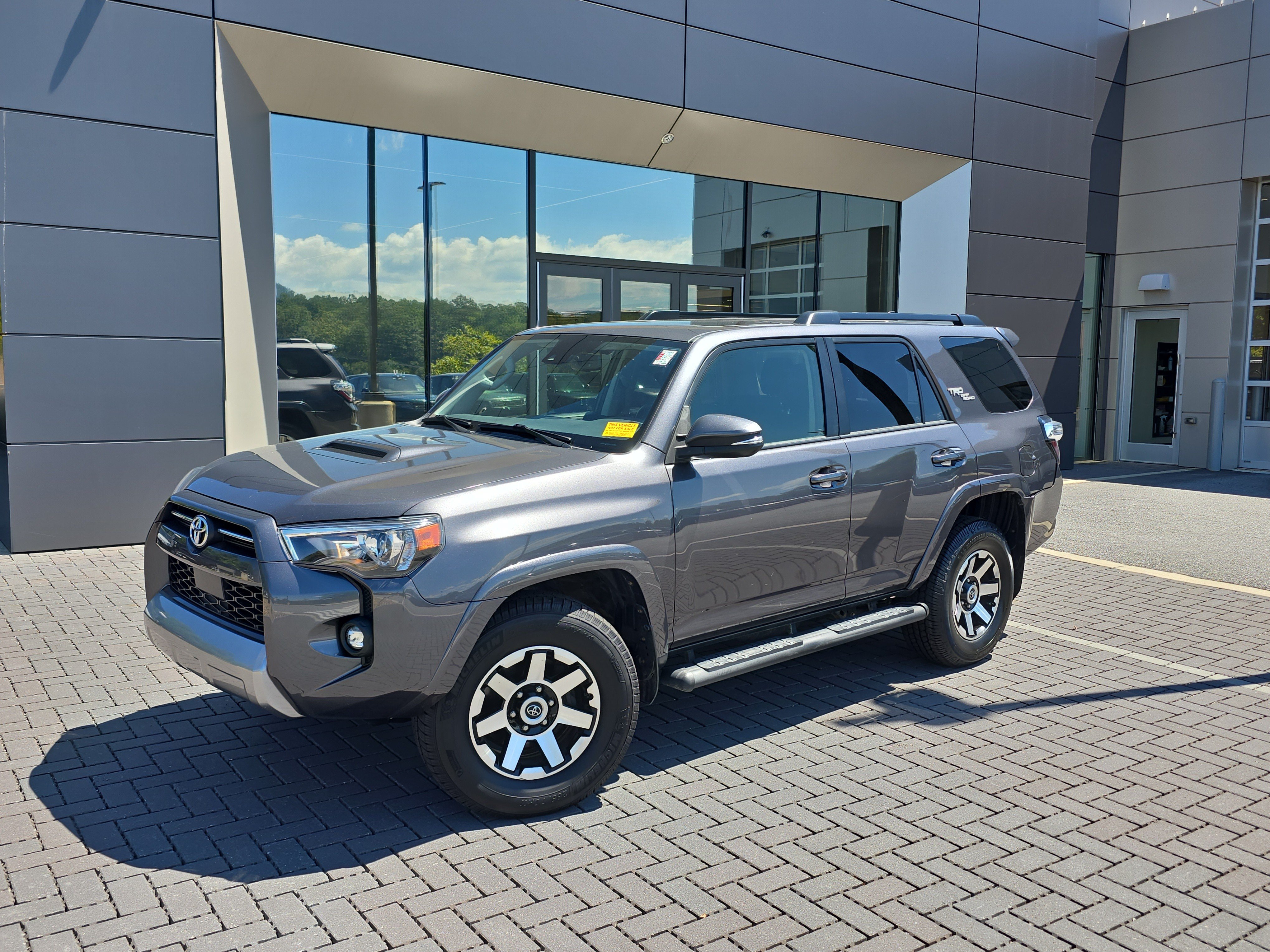 Used 2021 Toyota 4Runner TRD Off-Road Premium w/ Moonroof Package AWD/4WD video 1