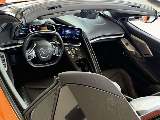 Used 2023 Chevrolet Corvette Stingray Preferred Conv w/ Z51 Performance Package RWD image 33