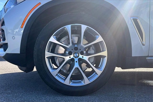 Used 2022 BMW X5 sDrive40i w/ Premium Package image 35