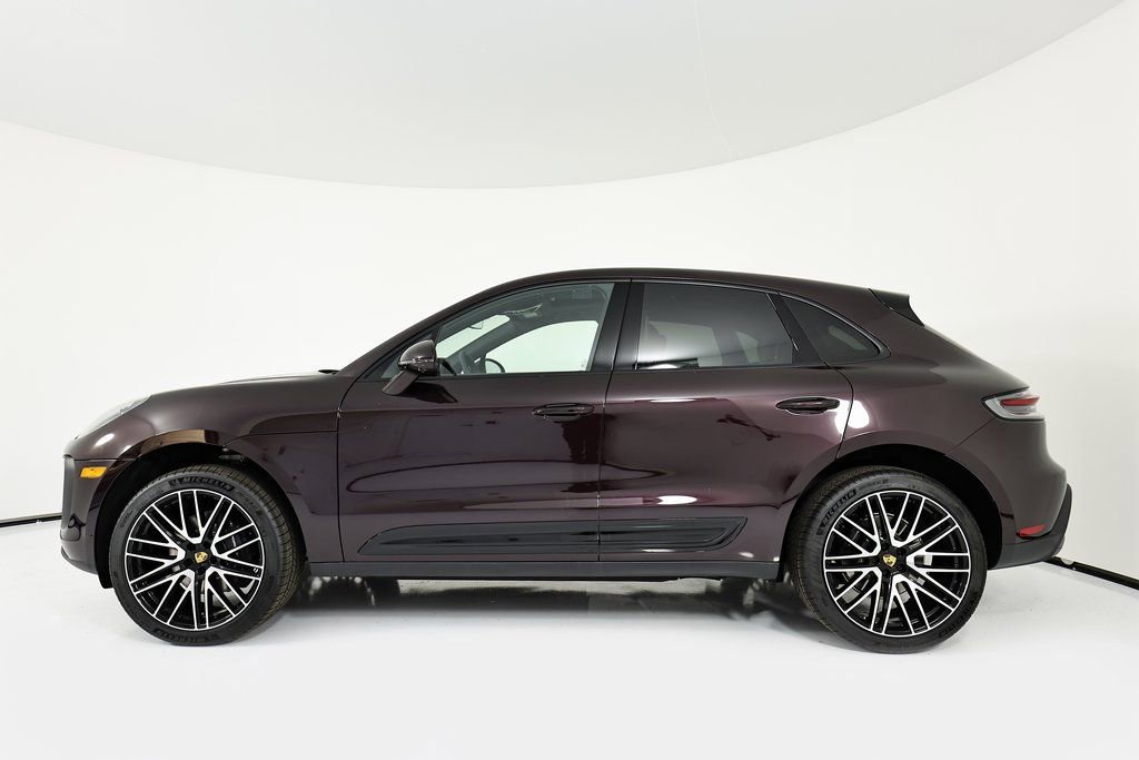 New 2026 Porsche Macan image 2