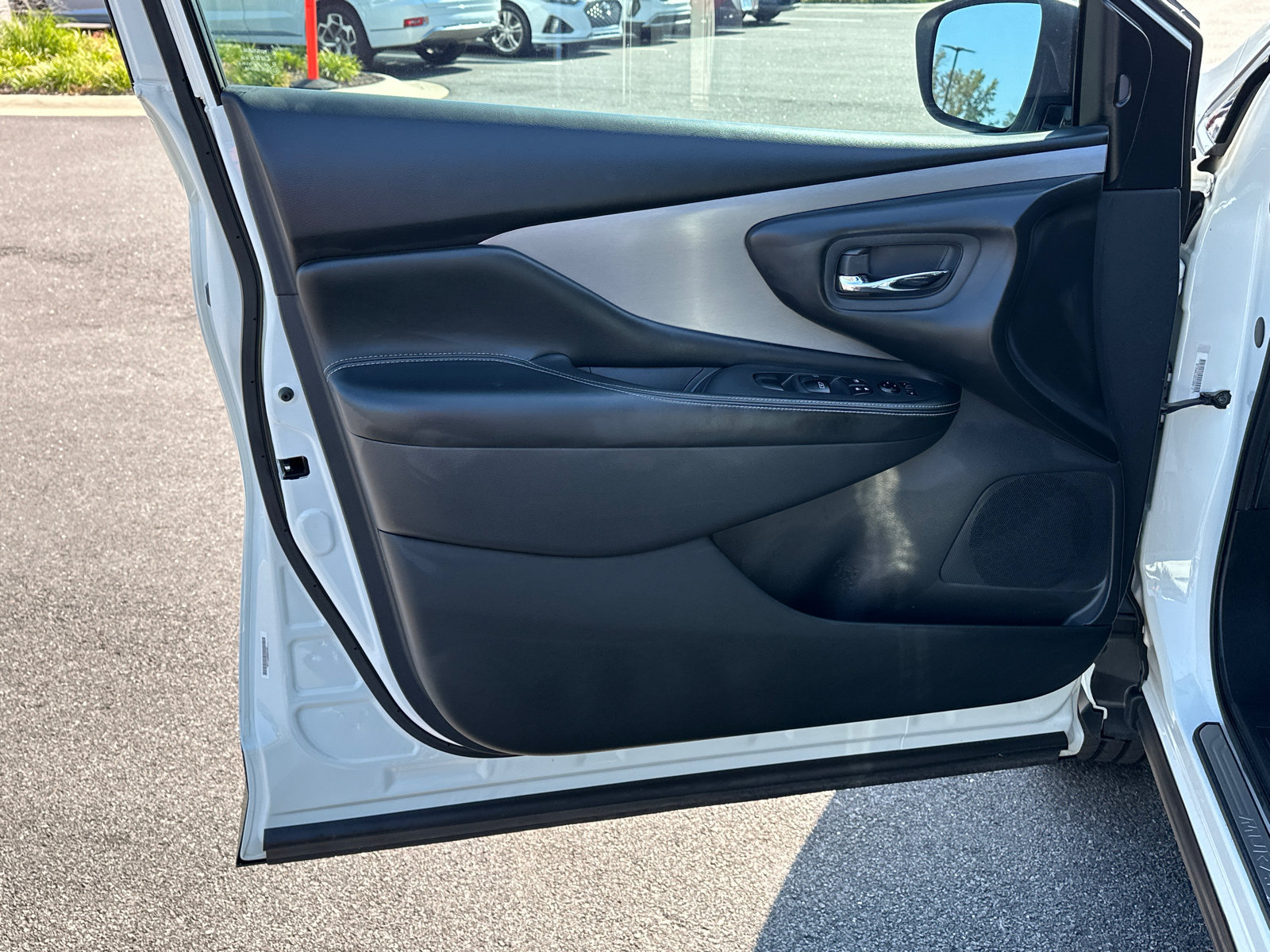 Used 2020 Nissan Murano S w/ Technology Package FWD image 12
