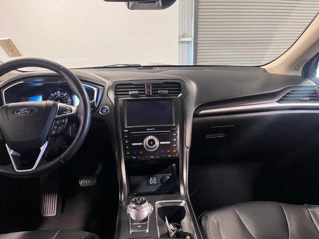 Used 2019 Ford Fusion Energi Titanium image 19