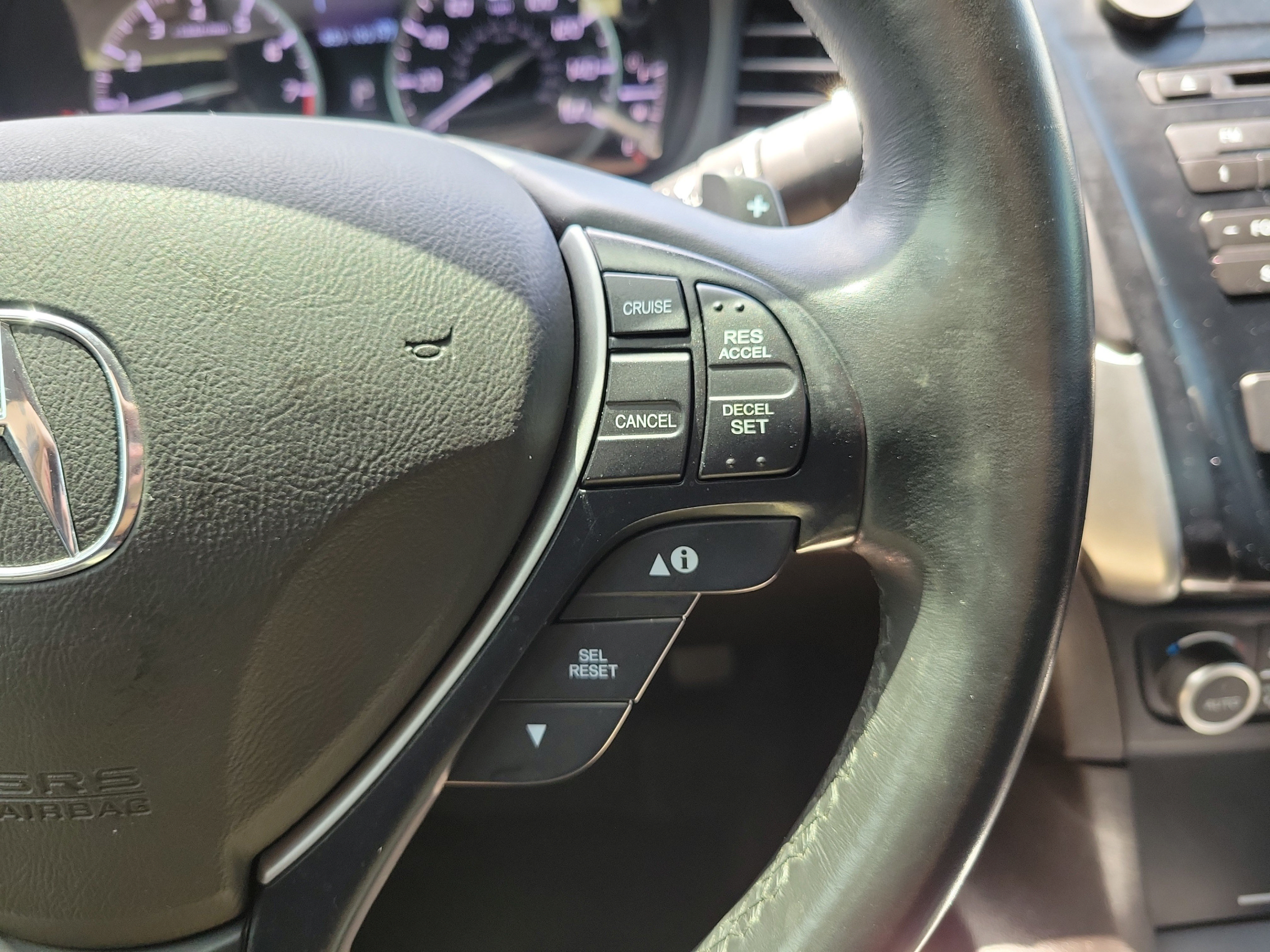 Used 2017 Acura ILX FWD image 31