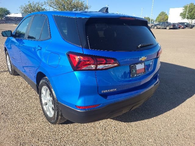 Used 2024 Chevrolet Equinox LS w/ LS Convenience Package FWD image 8