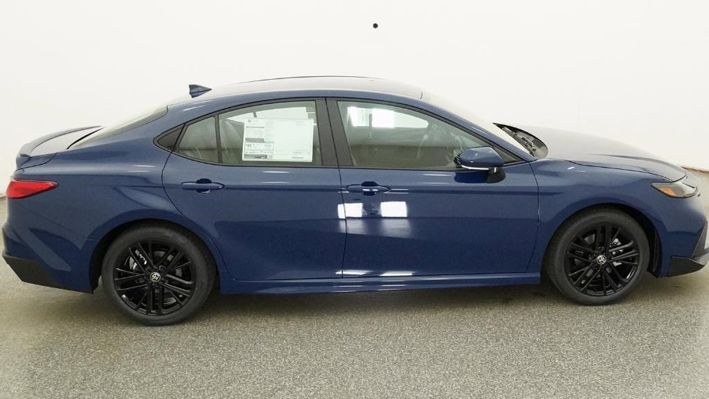 New 2026 Toyota Camry SE image 17