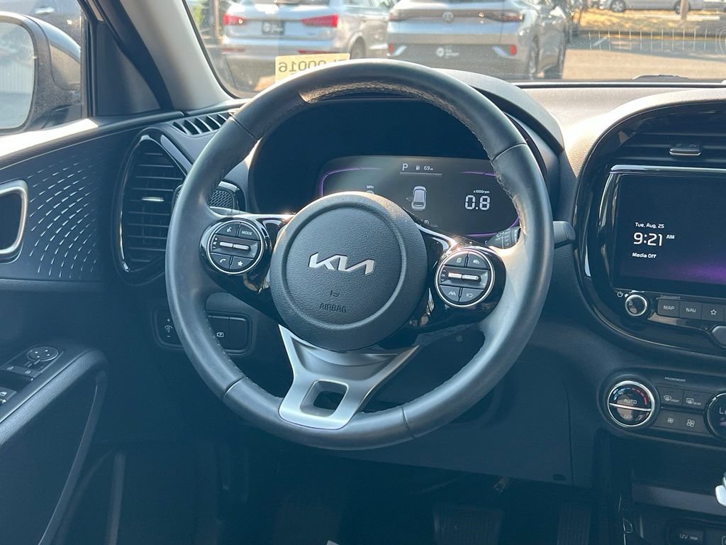 Certified 2023 Kia Soul EX FWD image 16