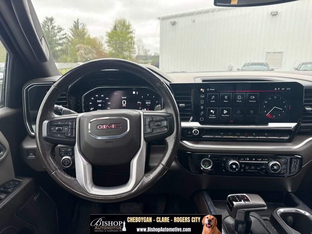 Used 2022 GMC Sierra 1500 SLT AWD/4WD image 19