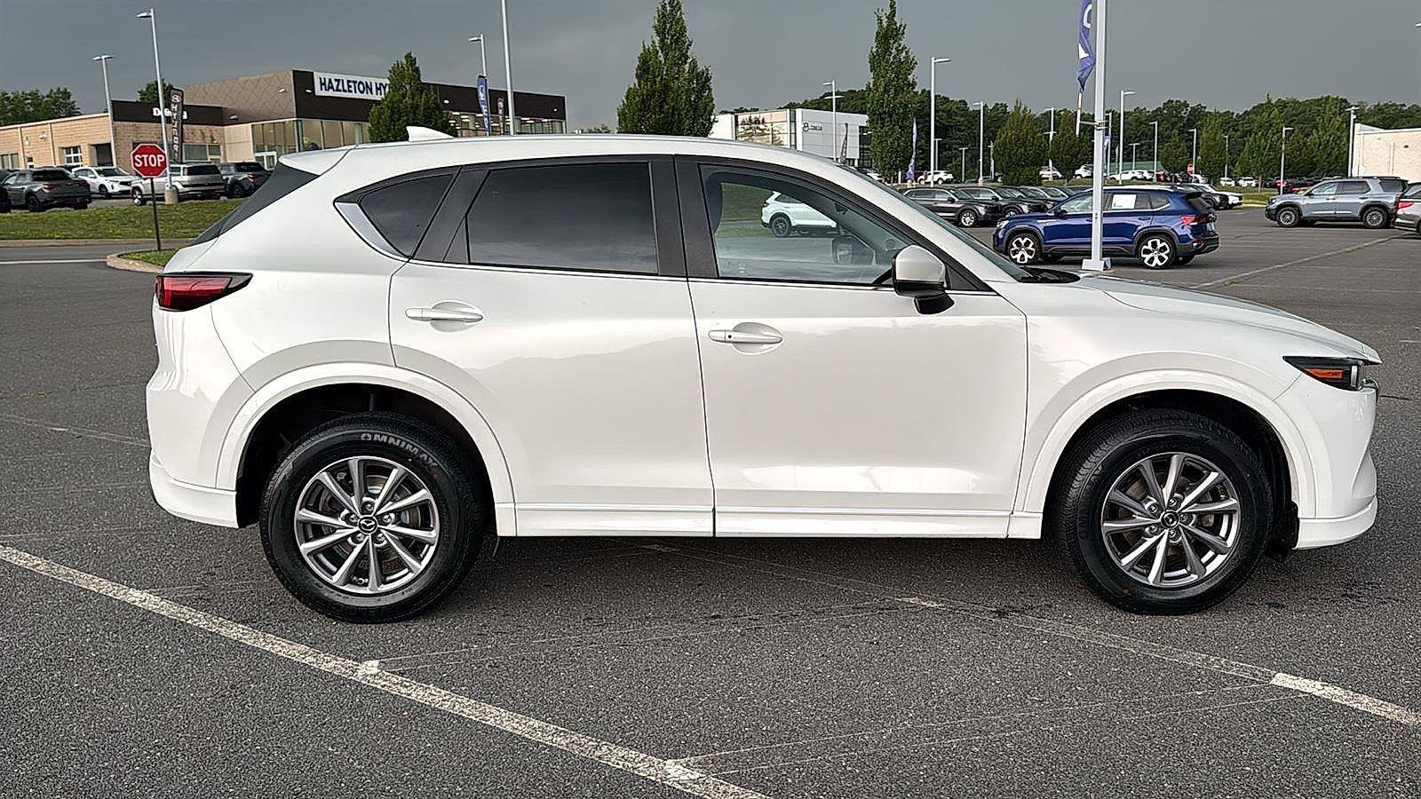 Used 2024 MAZDA CX-5 AWD 2.5 S w/ Select Package image 4