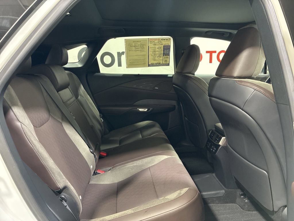 Used 2025 Lexus RX 450h AWD w/ Convenience Package image 13