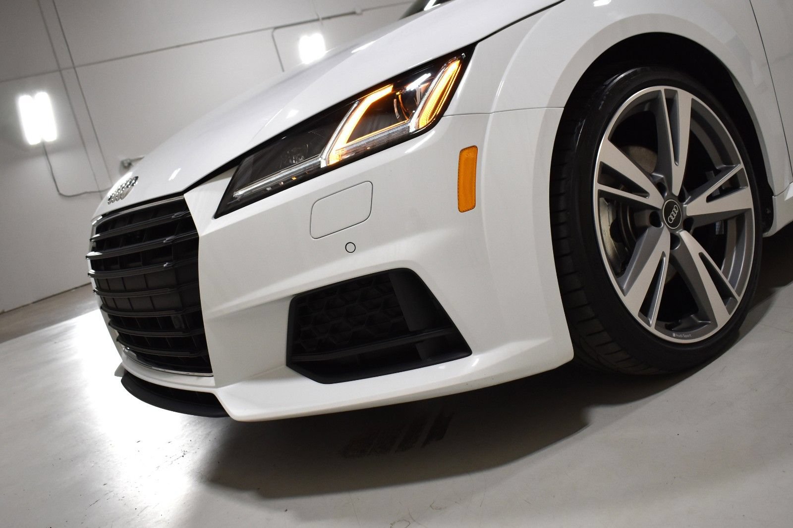 Used 2022 Audi TT 2.0T AWD/4WD image 12