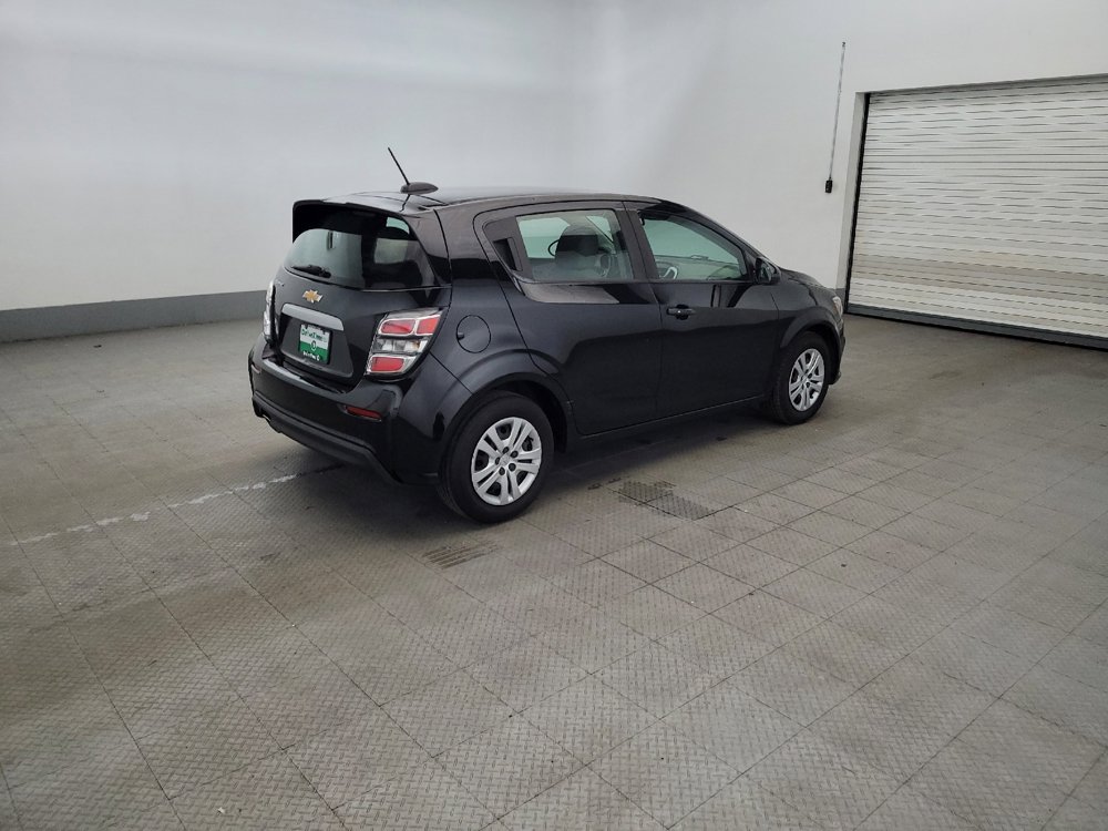 Used 2019 Chevrolet Sonic LT FWD image 10