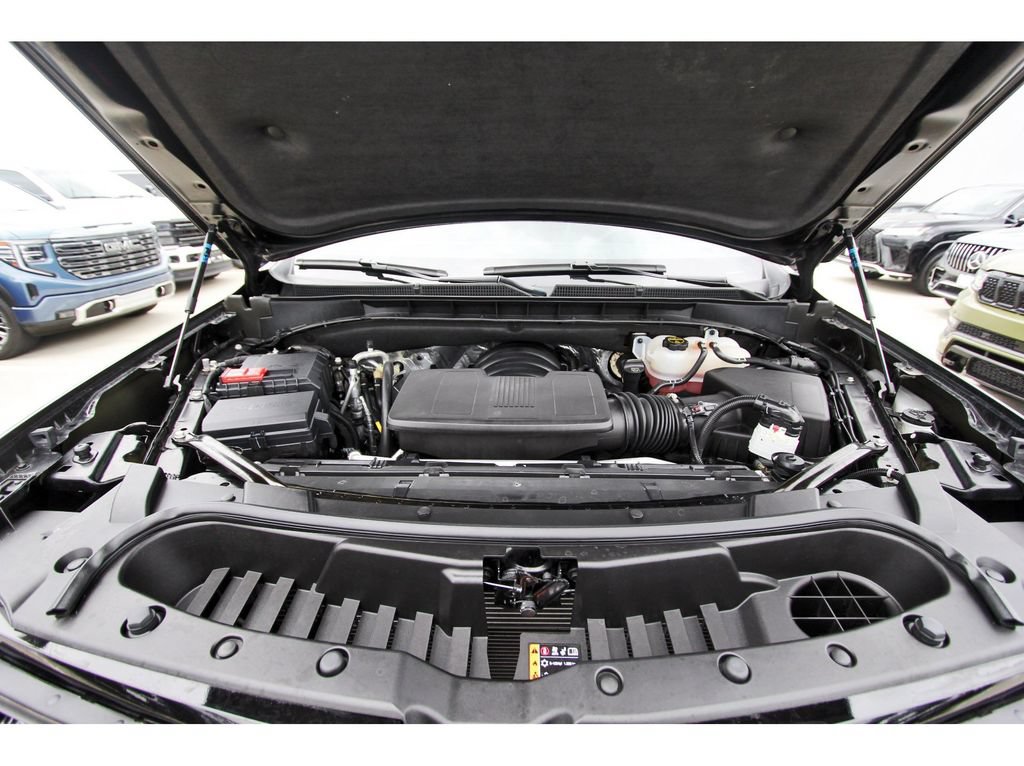 Used 2025 Cadillac Escalade Sport w/ LPO, Floor Liner Package RWD image 33