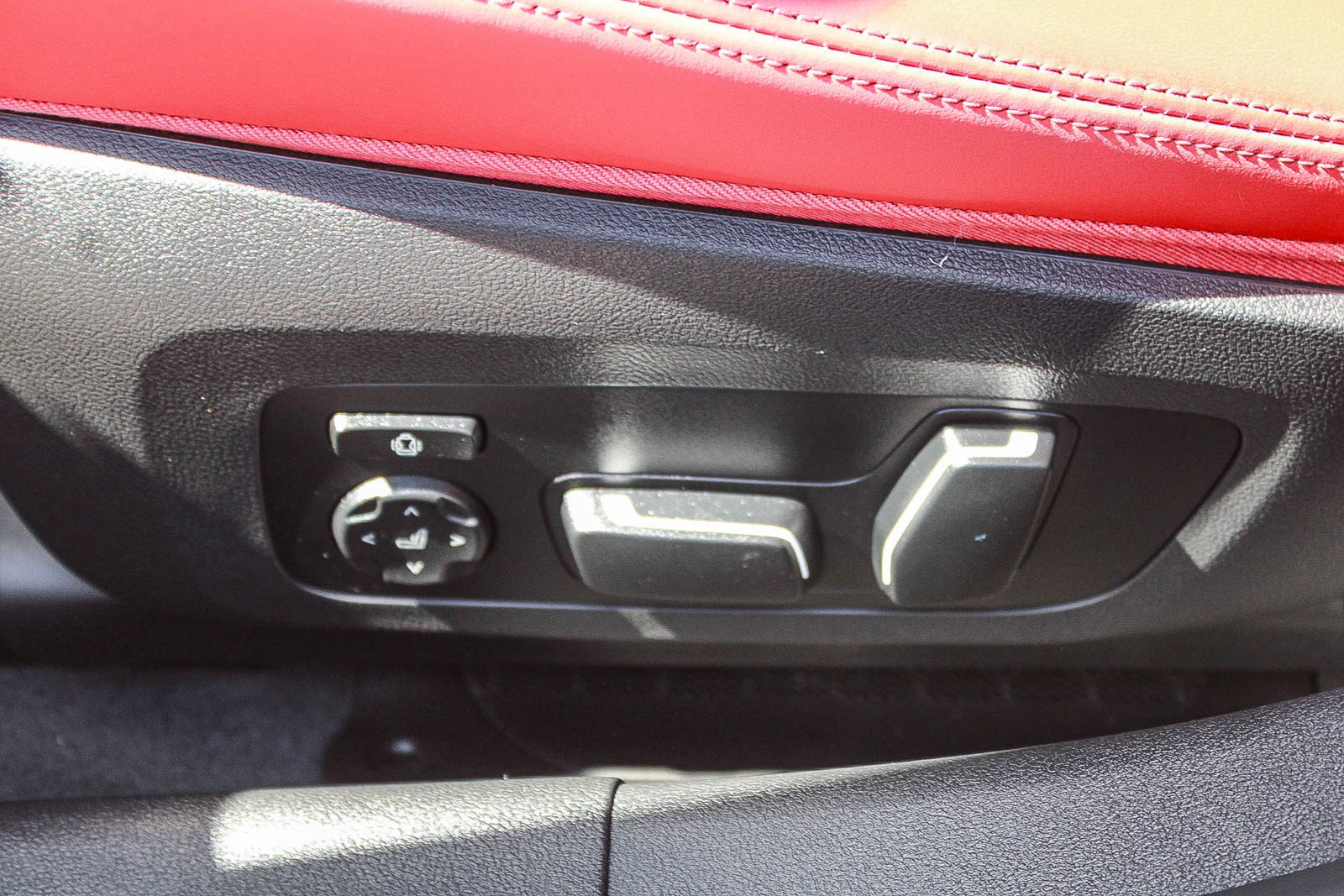 Used 2025 BMW M3 Competition AWD/4WD image 21