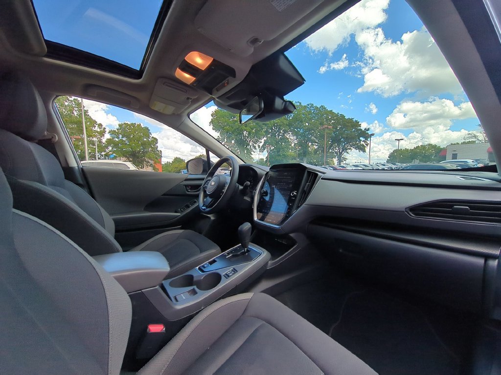 Used 2025 Subaru Crosstrek 2.5i Premium AWD/4WD image 31