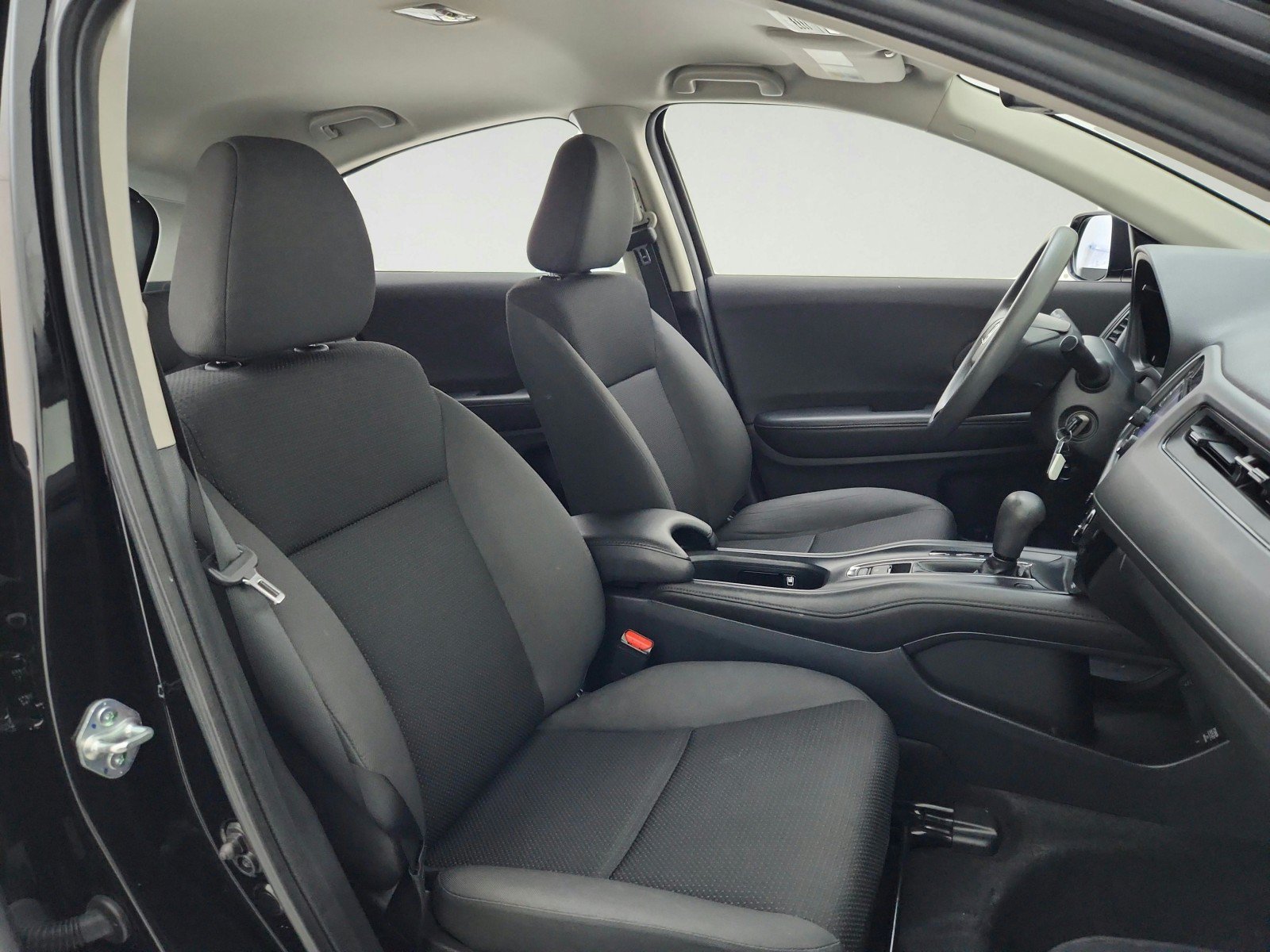 Used 2022 Honda HR-V LX image 28