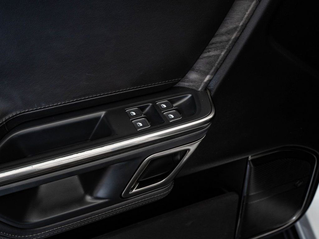 Used 2023 Rivian R1S Adventure image 30