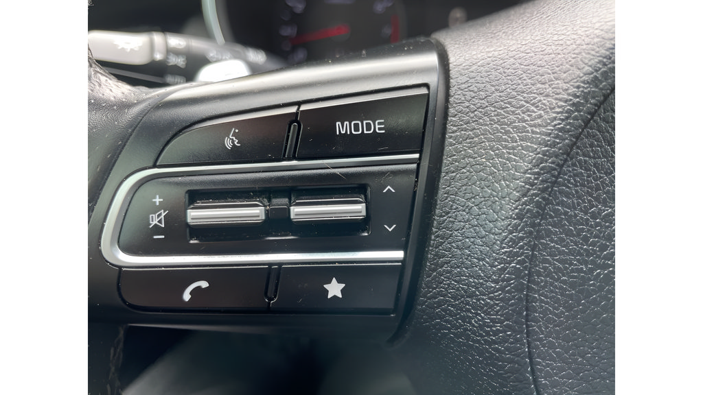 Used 2022 Kia Stinger GT1 AWD/4WD image 25