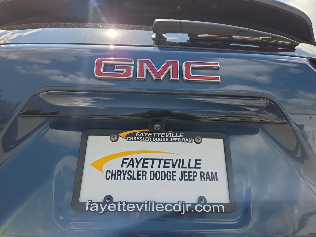 Used 2024 GMC Terrain SLT w/ Elevation Edition AWD/4WD image 39