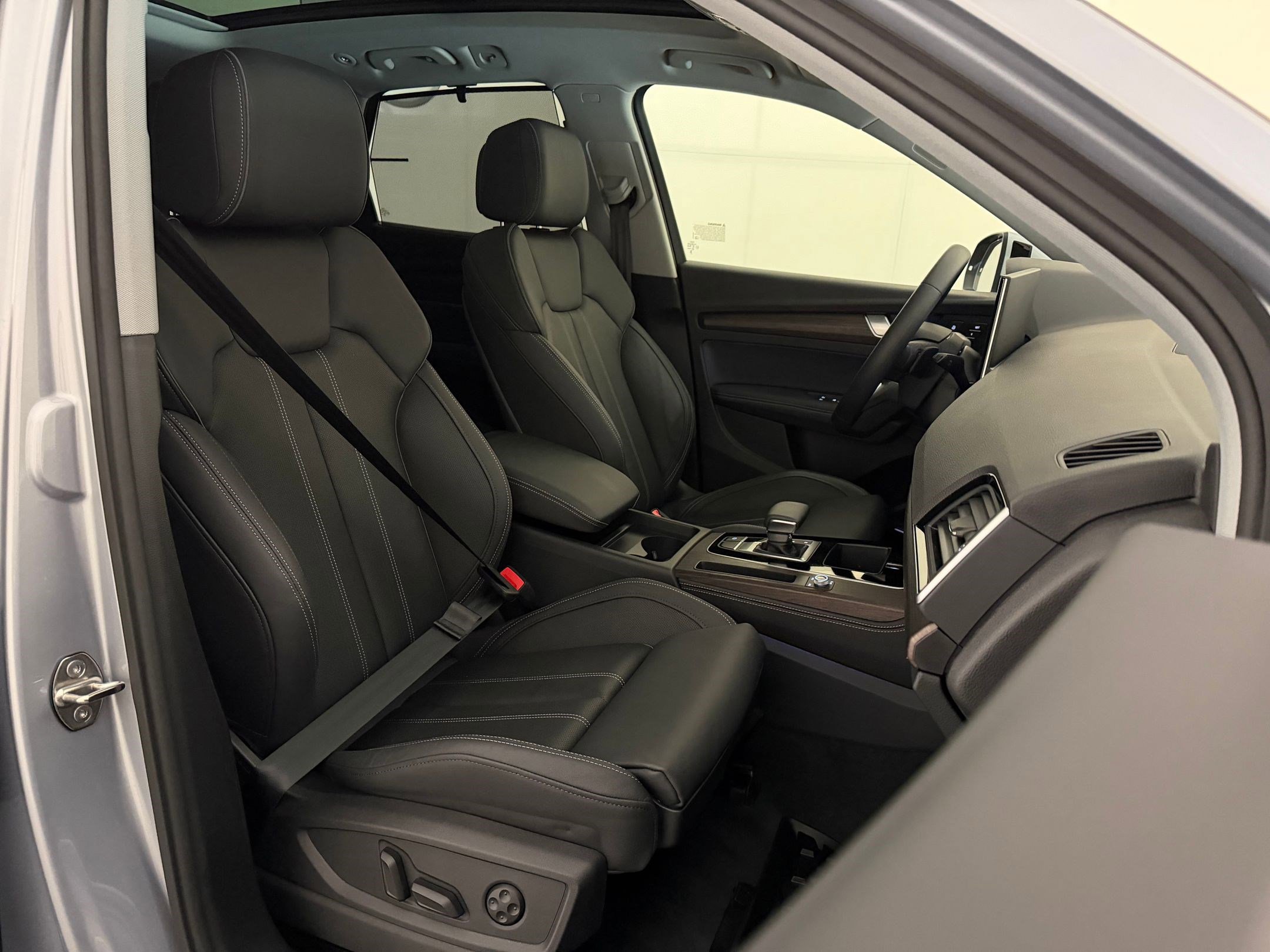 Certified 2024 Audi Q5 2.0T Premium Plus AWD/4WD image 35