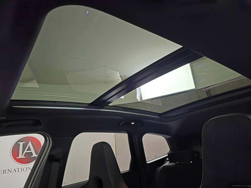 Certified 2024 BMW X1 M35i w/ Premium Package image 20