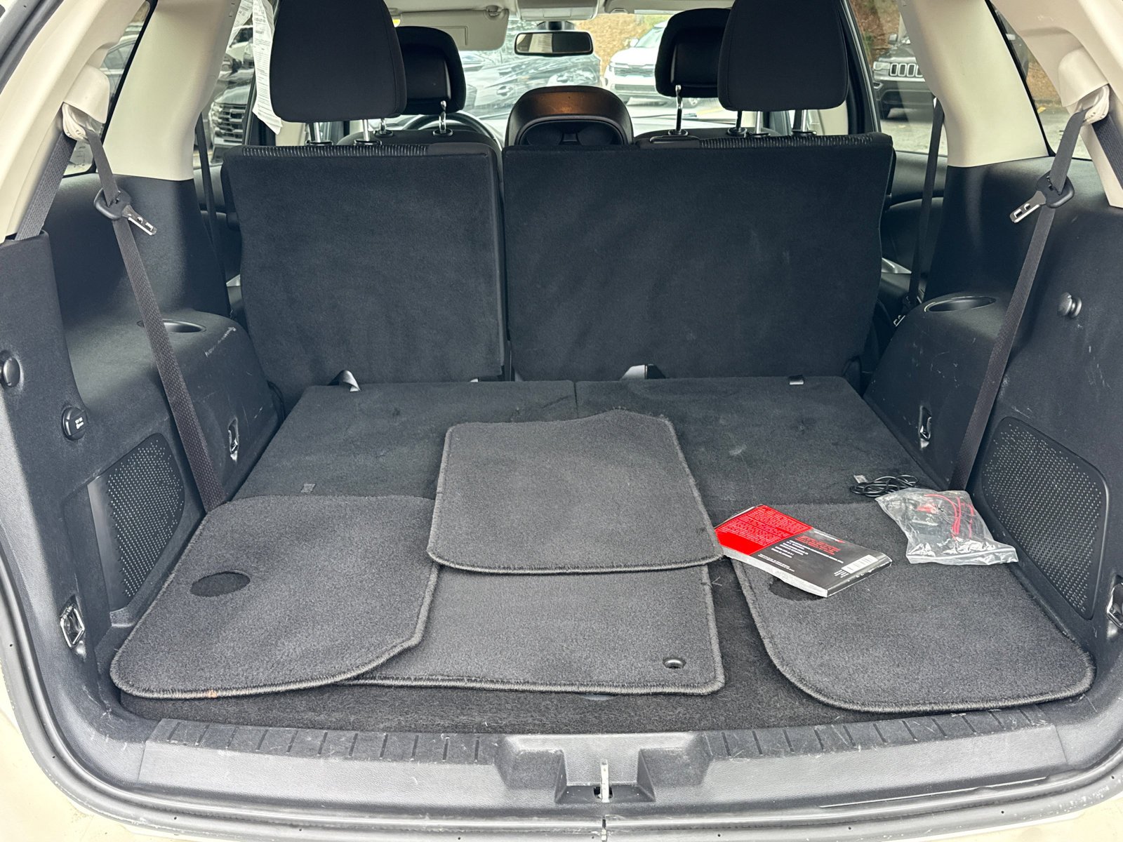 Used 2018 Dodge Journey SE w/ Popular Equipment Group image 17