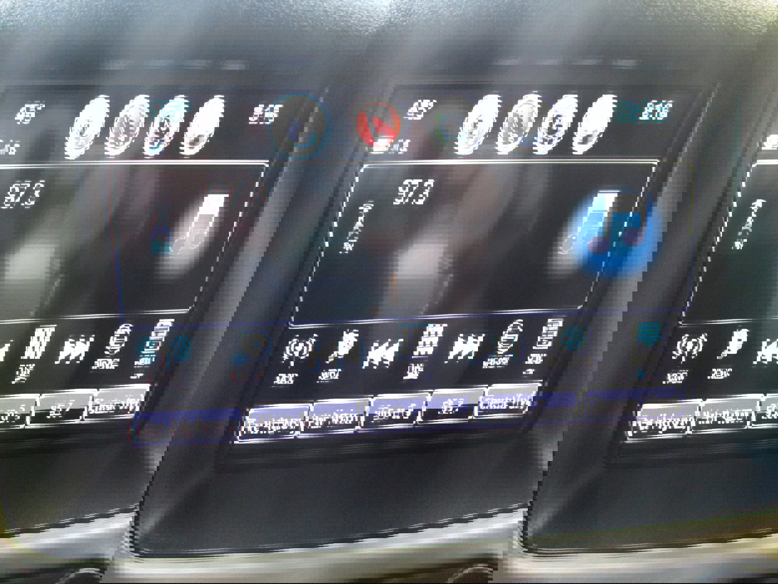 Used 2018 GMC Yukon Denali image 20