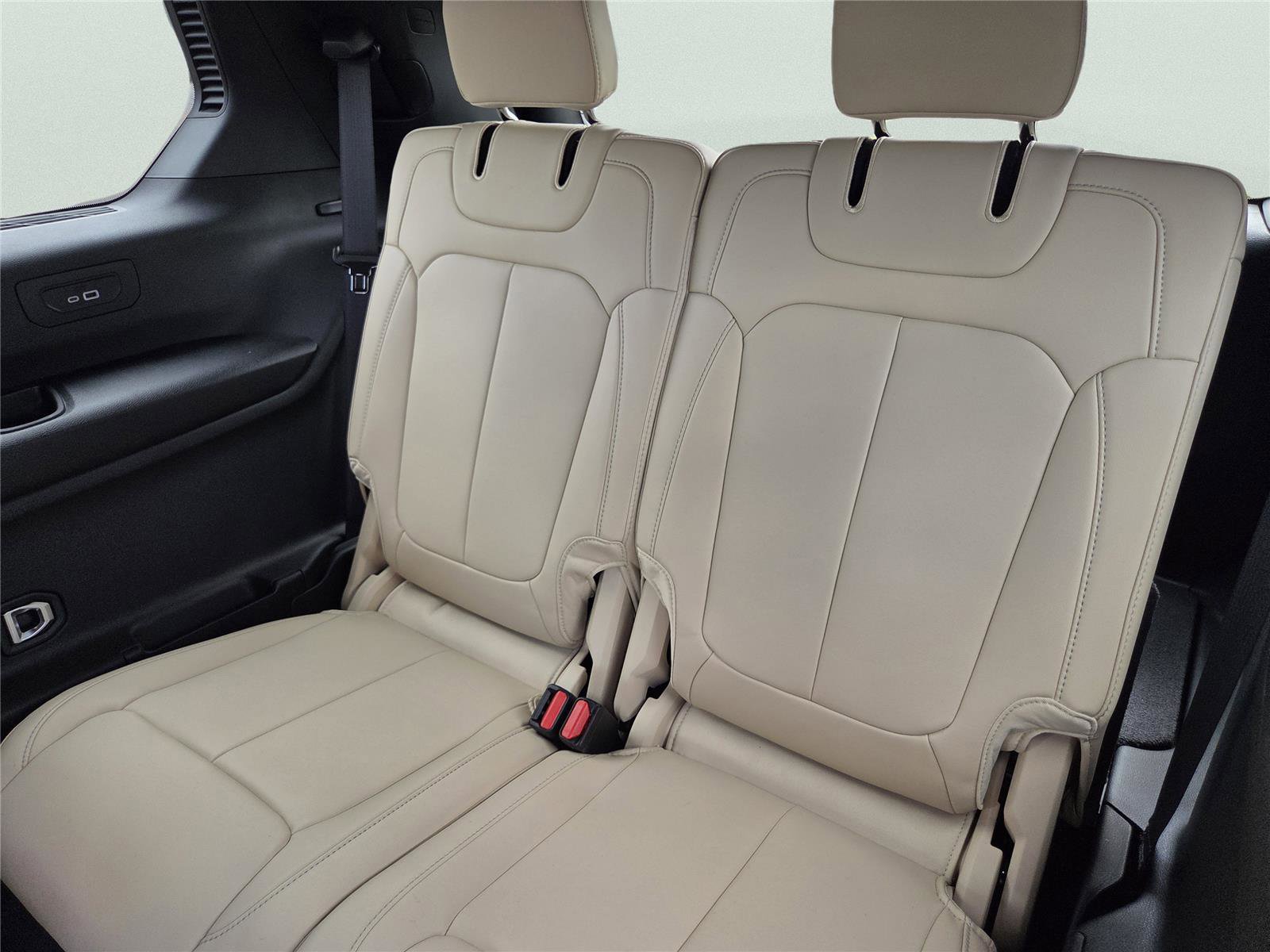 New 2026 Jeep Grand Cherokee L Limited image 22