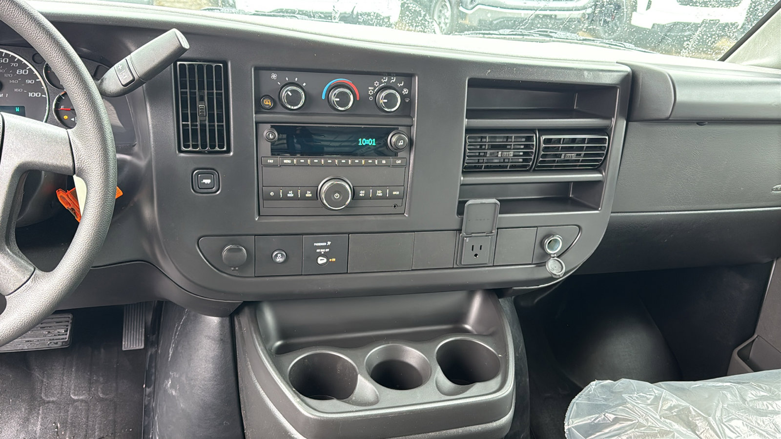 New 2026 GMC Savana 3500 Extended RWD image 13