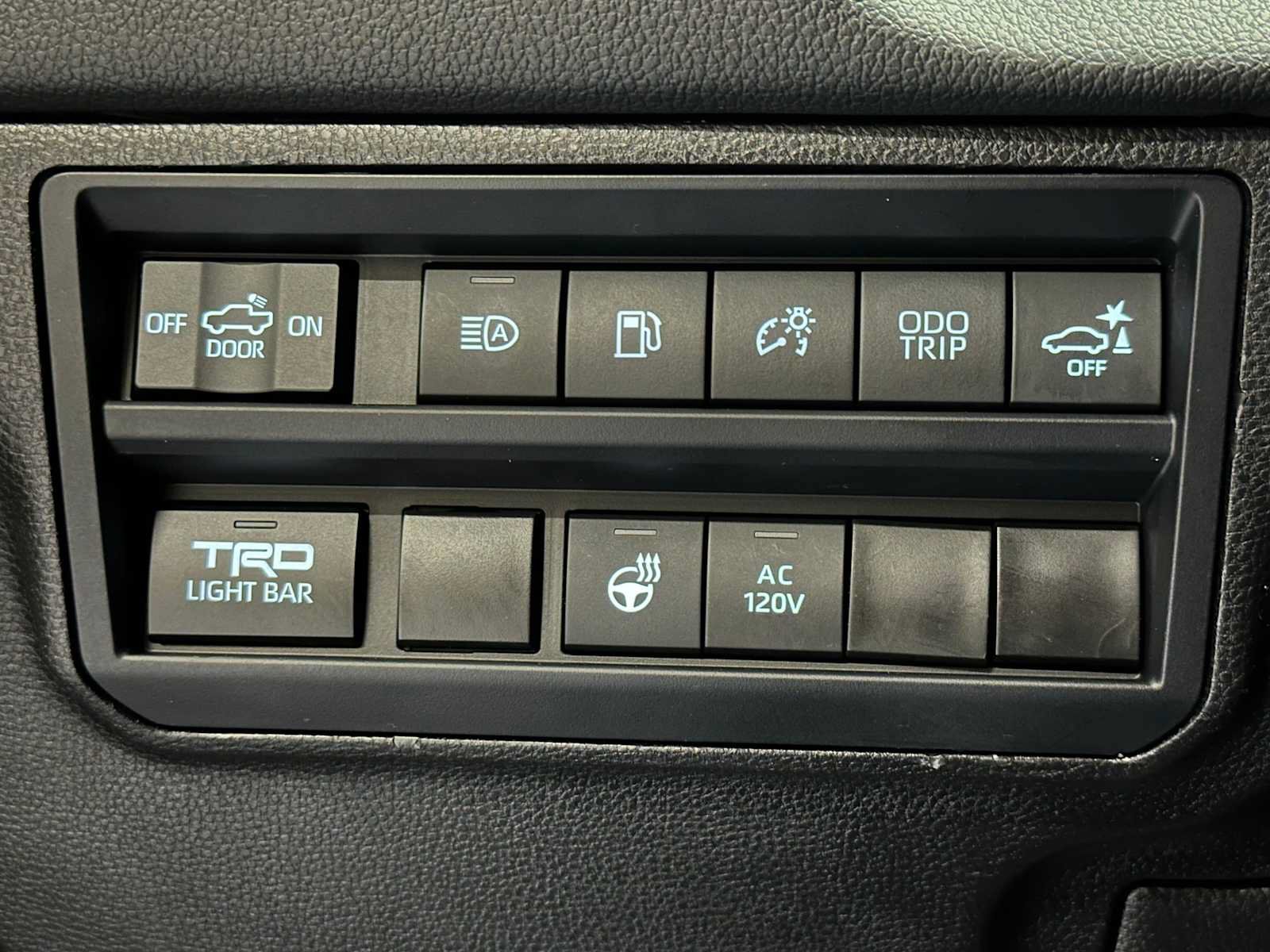 Used 2025 Toyota Tundra TRD Pro w/ TRD Performance Package (TMS) AWD/4WD image 18