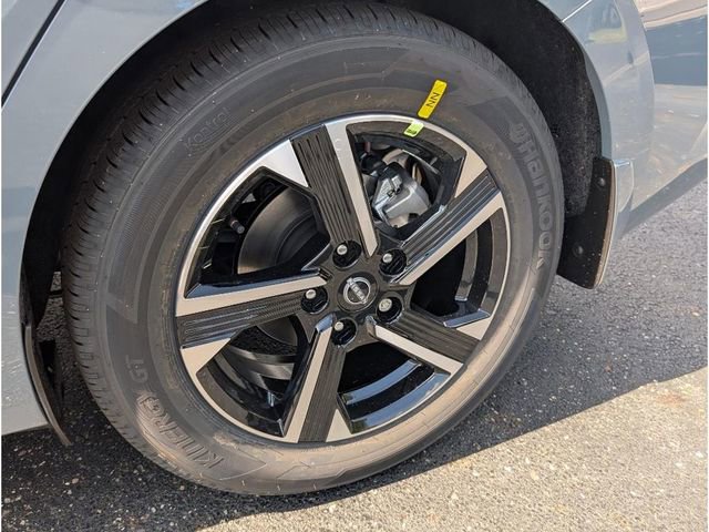 New 2025 Nissan Sentra SV w/ All-Weather Package image 25