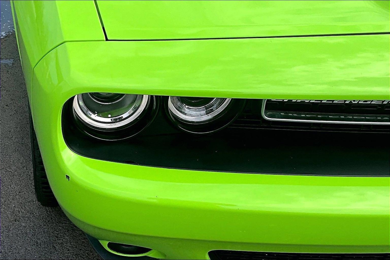 Used 2023 Dodge Challenger SXT w/ Plus Package image 32