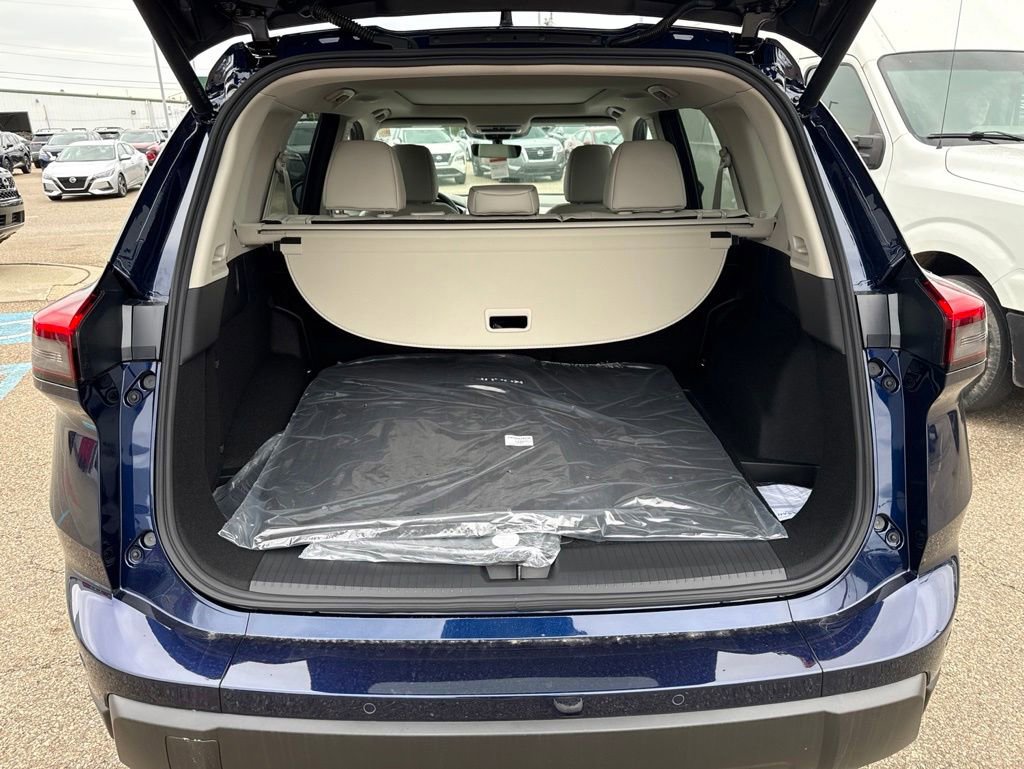 New 2026 Nissan Rogue SV AWD/4WD image 30