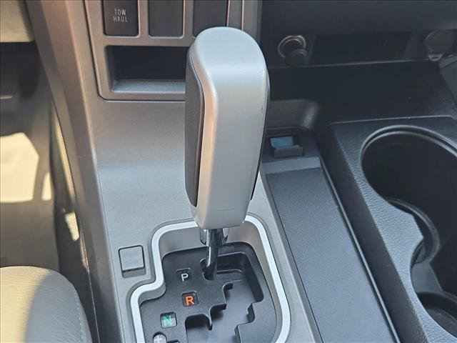 Used 2017 Toyota Sequoia Limited w/ Safety & Convenience Package RWD image 11