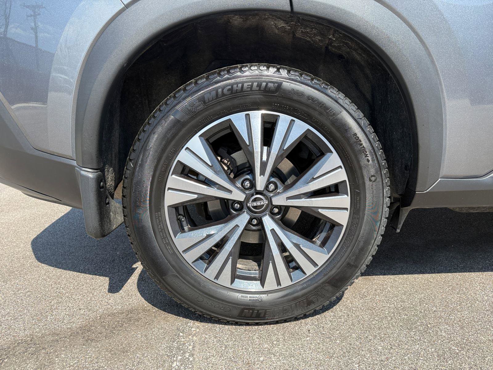 Used 2023 Nissan Rogue SV w/ SV Premium Package AWD/4WD image 30