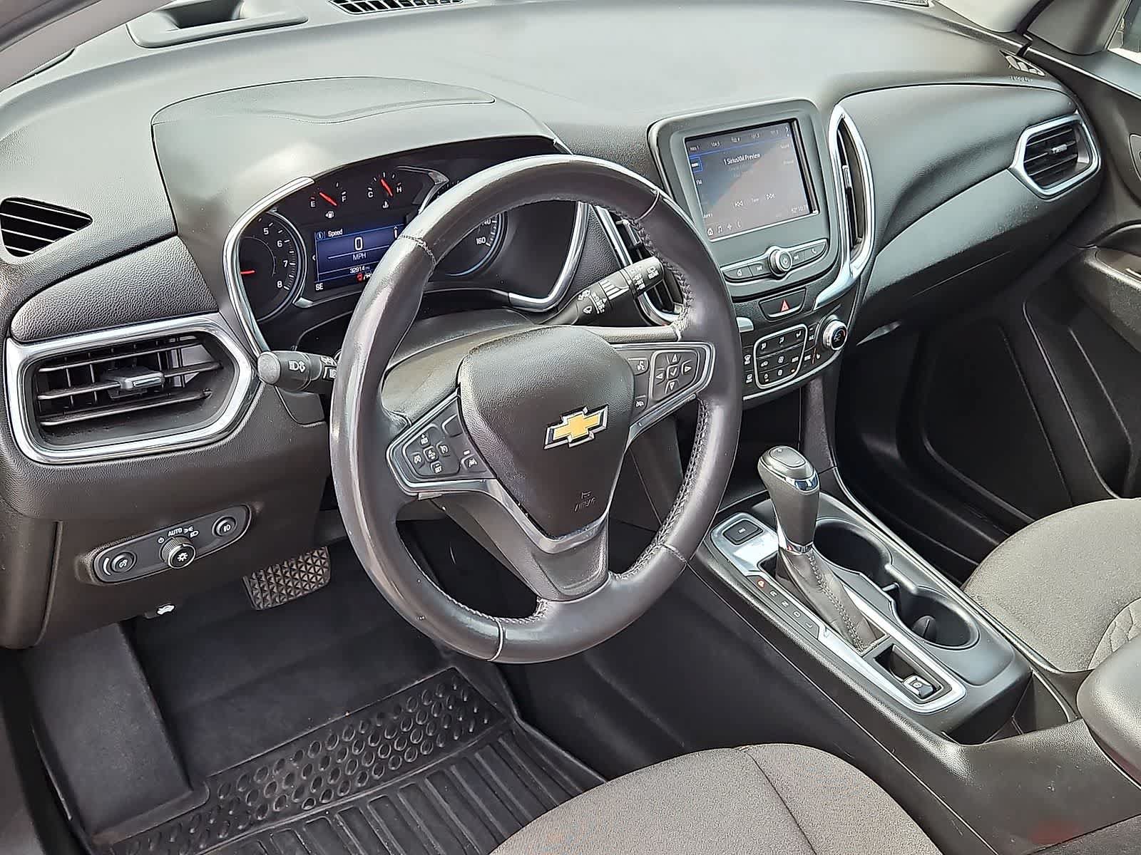 Used 2020 Chevrolet Equinox LT AWD/4WD image 16