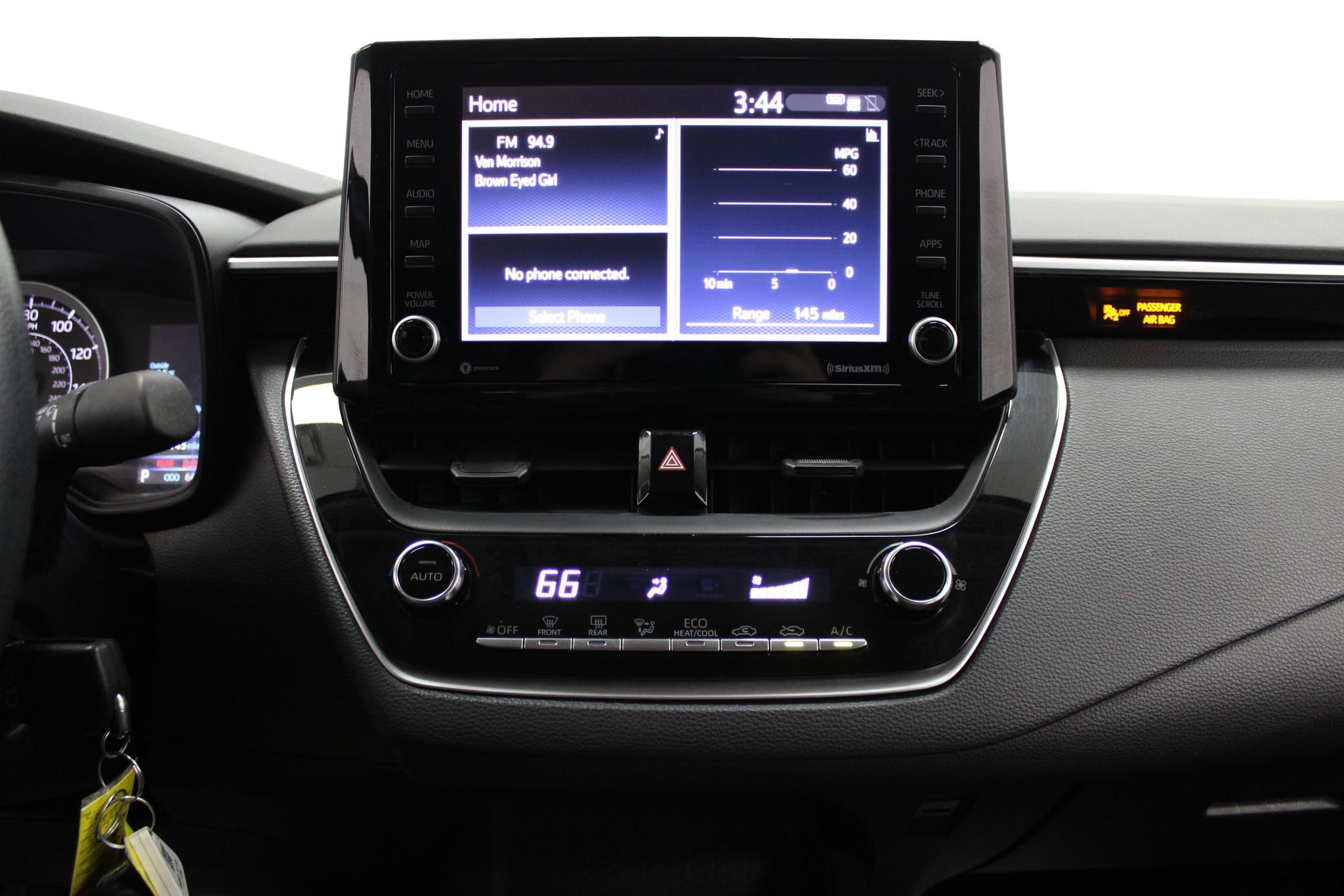 Used 2022 Toyota Corolla LE image 33