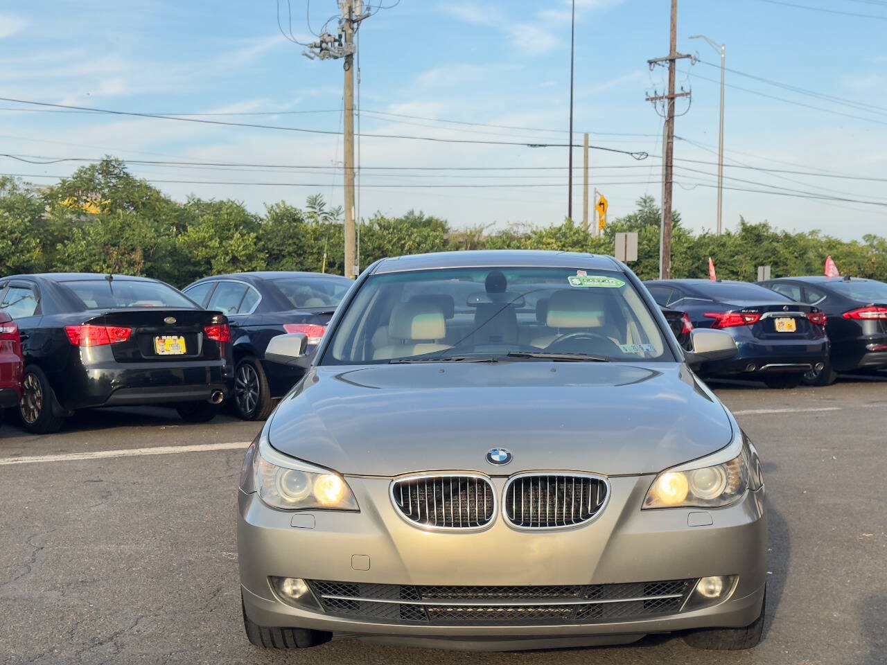 Used 2010 BMW 528i xDrive Sedan AWD/4WD image 9