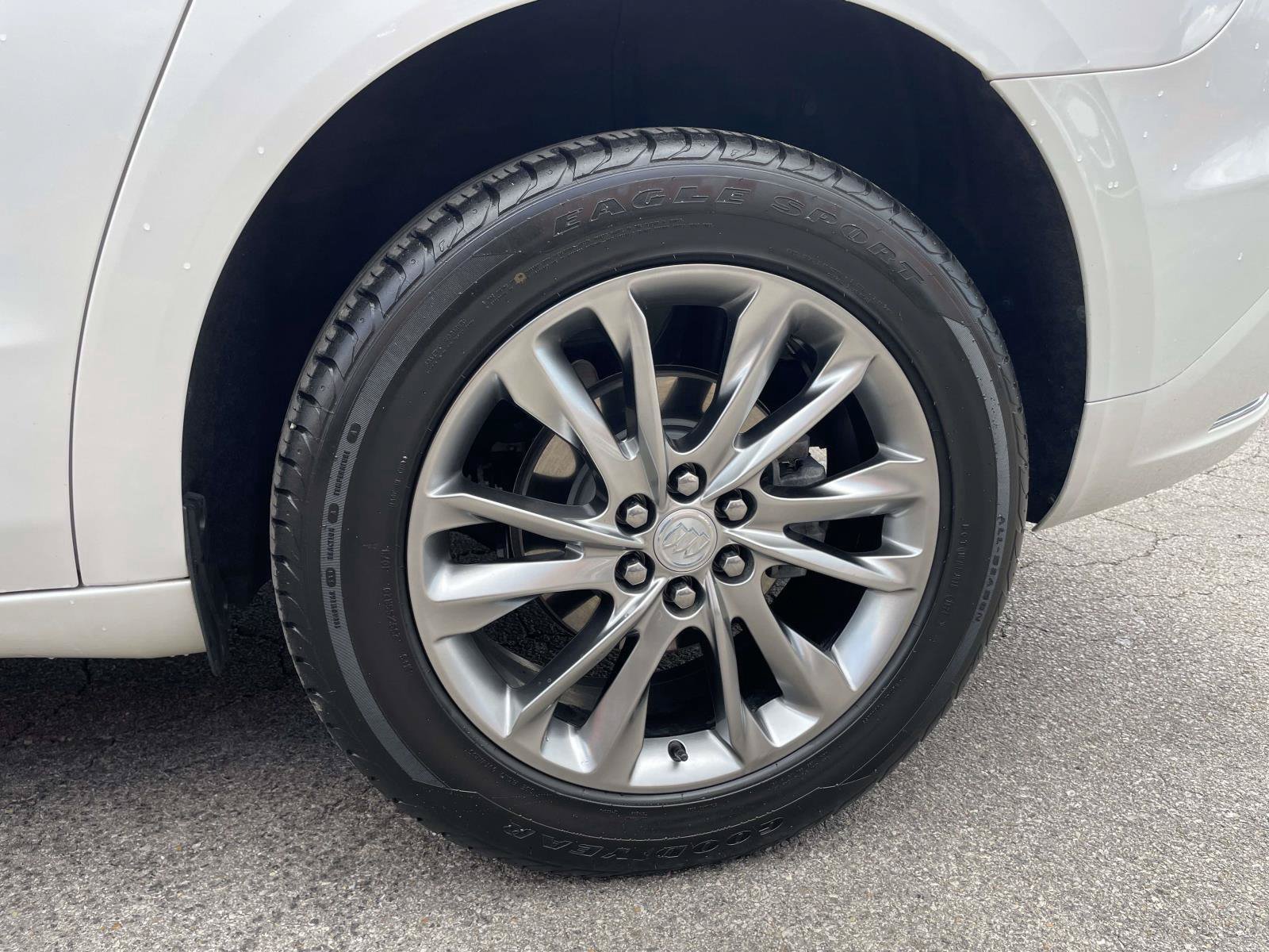 Used 2022 Buick Enclave Avenir w/ Trailering Package, 5000 lbs. AWD/4WD image 30