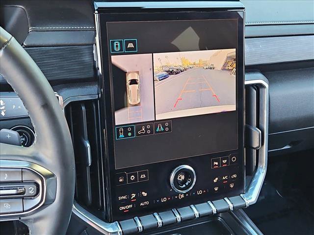 Used 2024 GMC Acadia Elevation FWD image 13