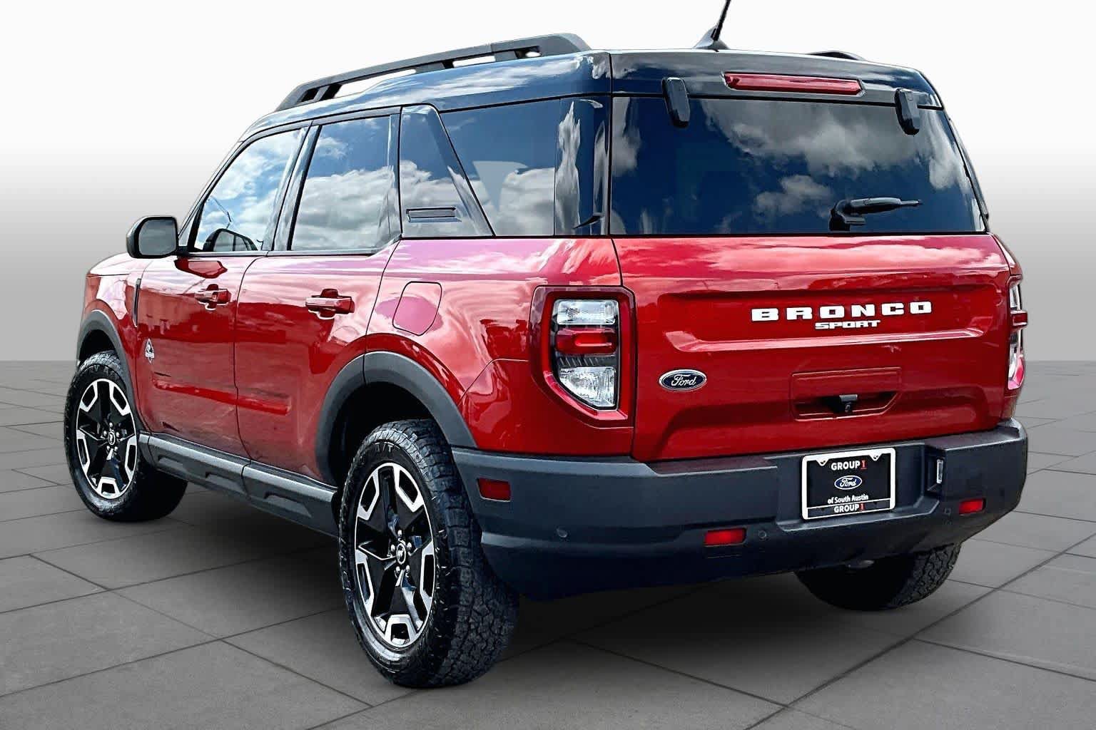 Used 2022 Ford Bronco Sport Outer Banks w/ Tech Package AWD/4WD image 7