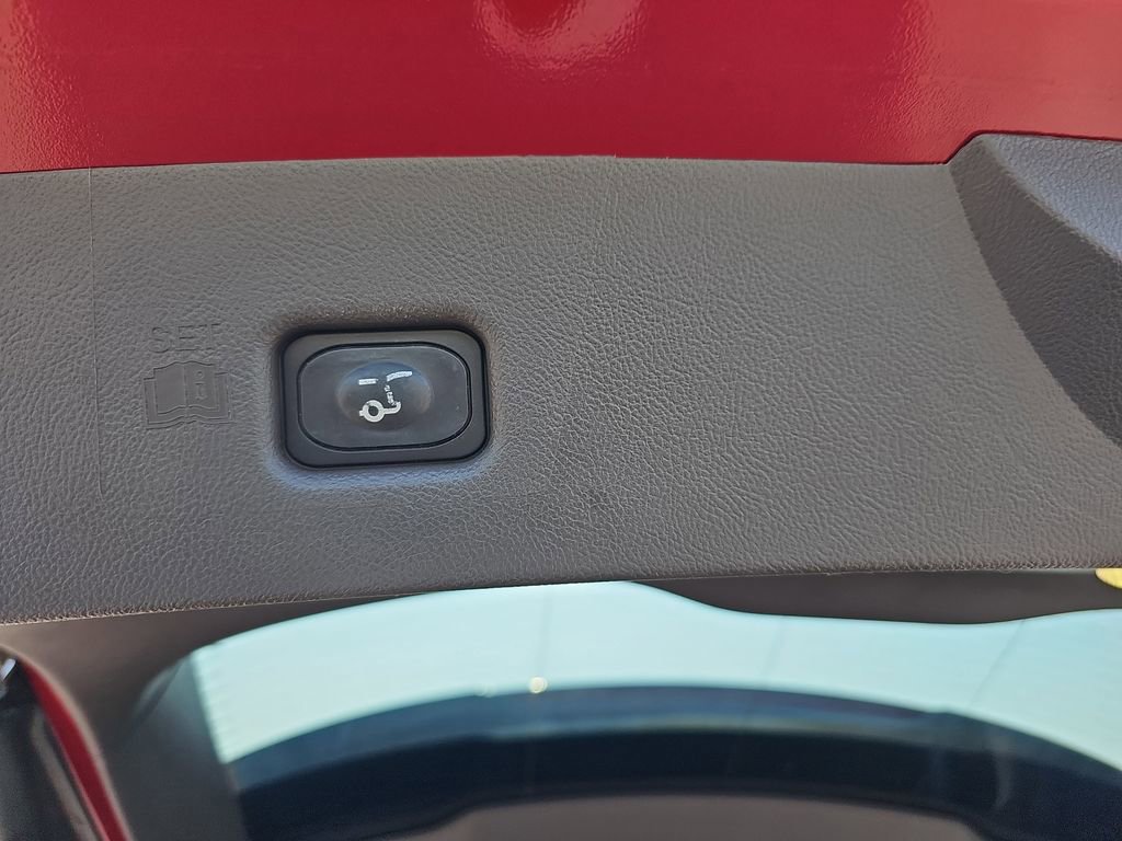 Used 2020 Lincoln Nautilus Reserve FWD image 17