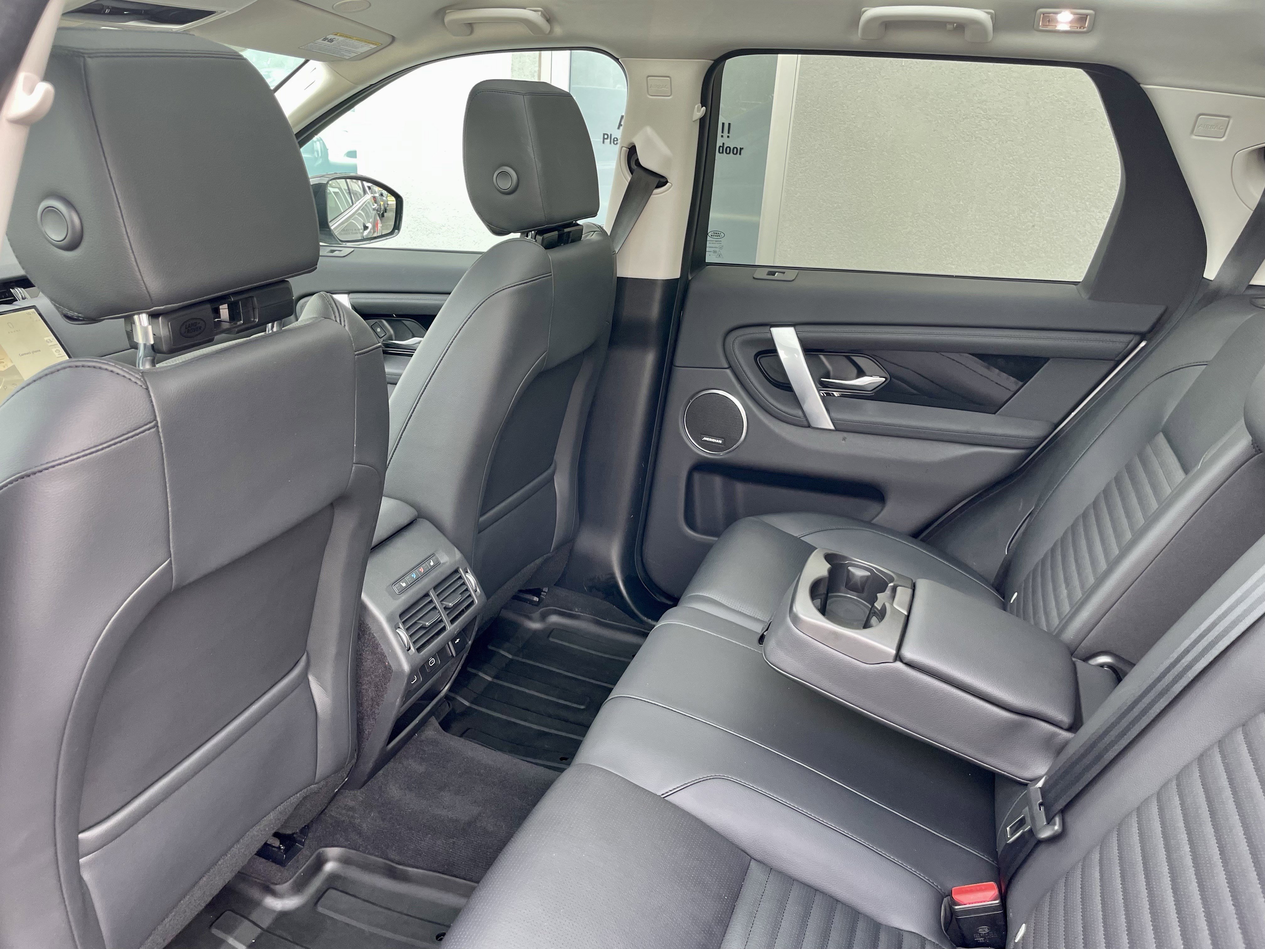 Certified 2024 Land Rover Discovery Sport S image 30