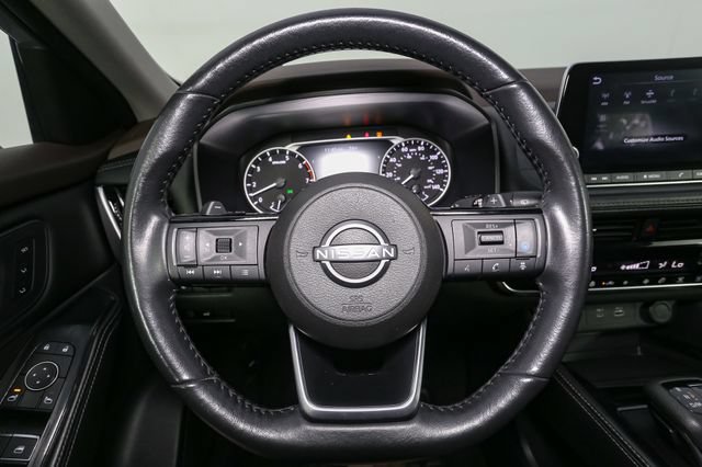 Used 2023 Nissan Rogue SL AWD/4WD image 27